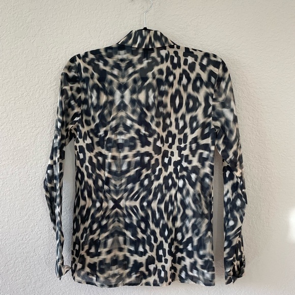 Escada Cotton Button Down top - Picture 9 of 9